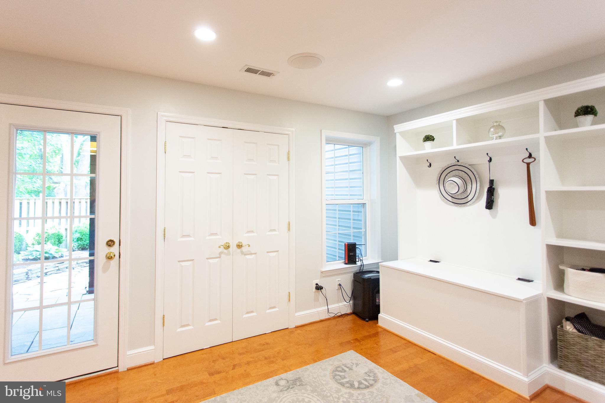 47696 Whirlpool Square Sterling, VA 20165 - Photo 40 of 43