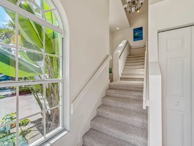 a view of entryway with a front door