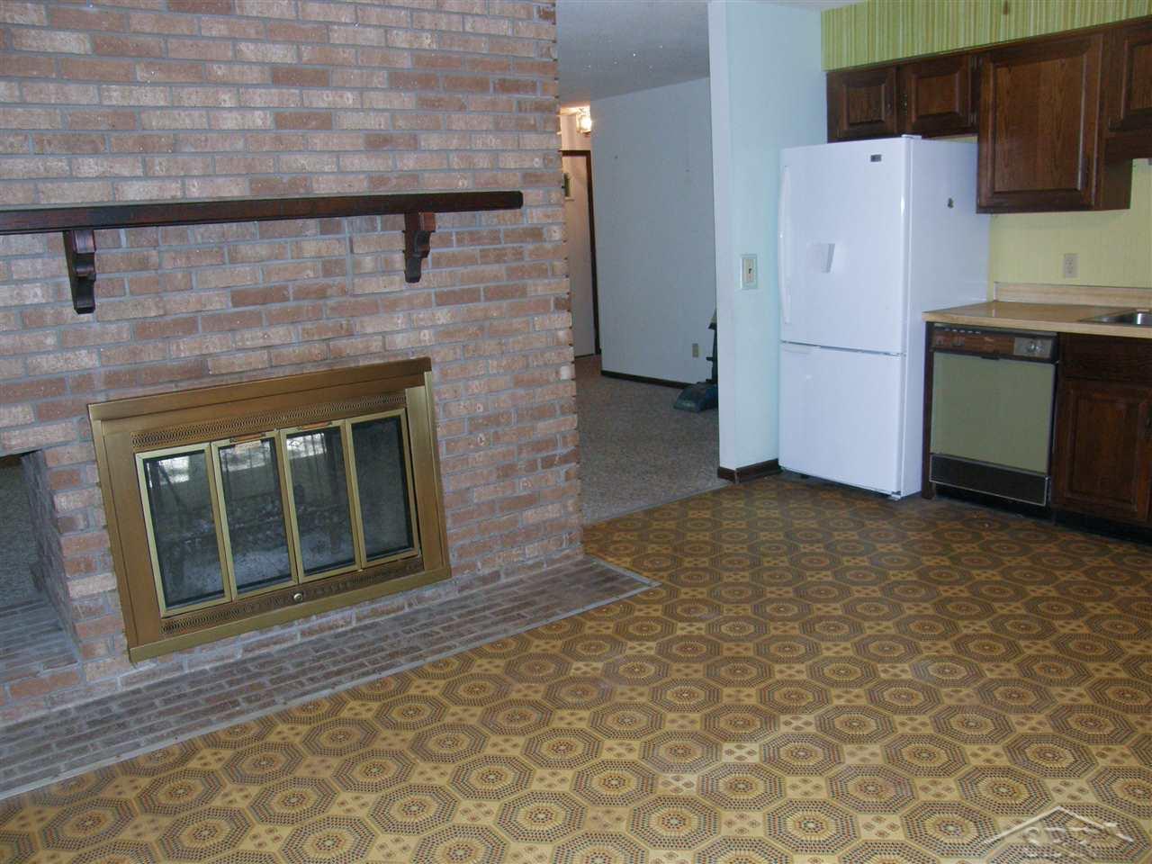 6736 South Steel Road St. Charles, MI 48655 - Photo 7 of 19 31291907-6.JPG