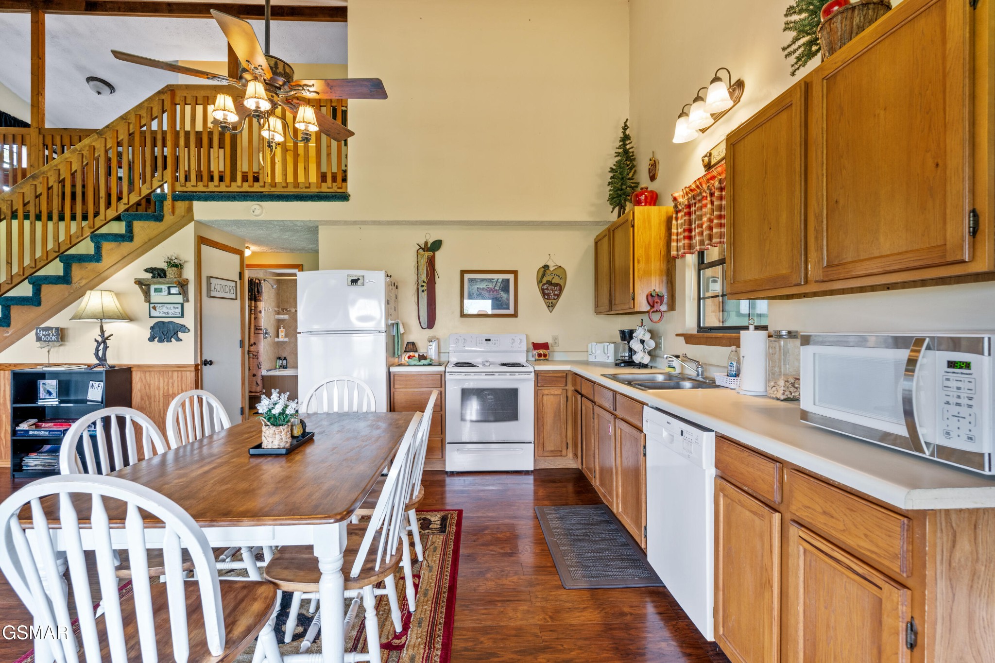 1827 Timber Ridge Way Sevierville, TN 37876 - Photo 17 of 44 Gallery Image 17