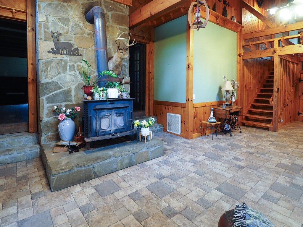 980 Homestead Road Hillsville, VA 24343 - Photo 33 of 68 Gallery Image 33