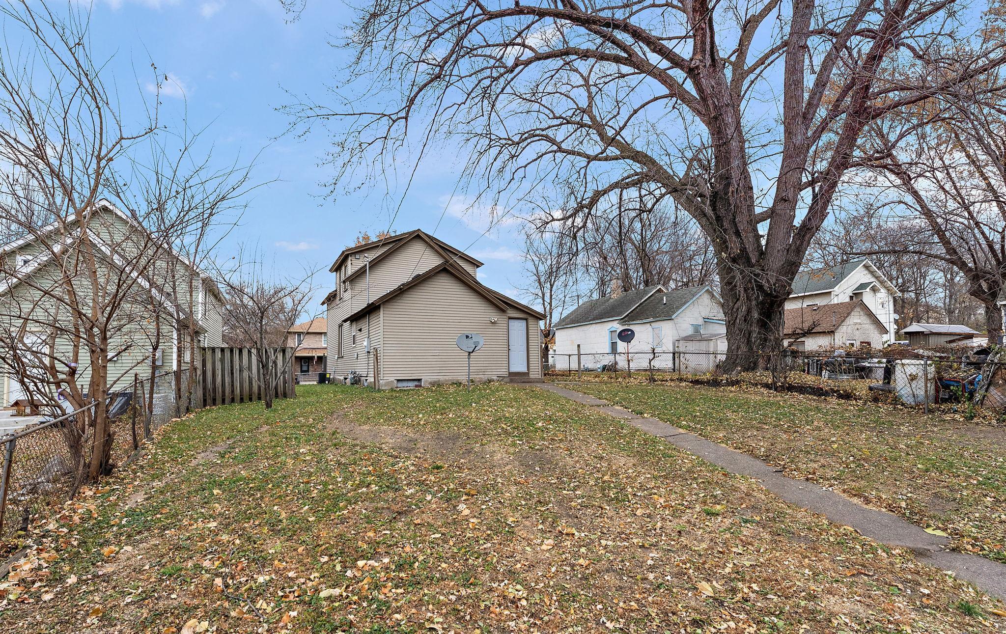 116 Sycamore Street East St. Paul, MN 55117 - Photo 7 of 26