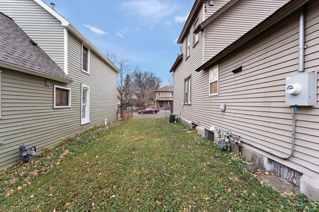 $259,700 | 116 Sycamore Street East, St. Paul, MN 55117