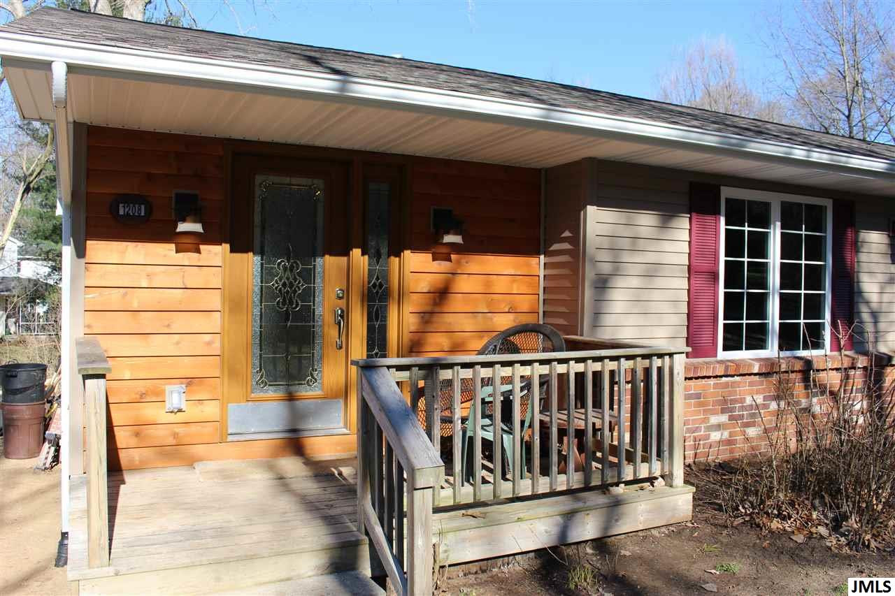 2450 Noon Road Jackson, MI 49201 - Photo 4 of 18 Photo 4