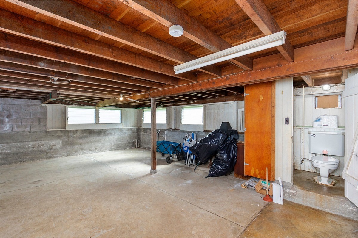18-1222 Volcano Road Mountain View, HI 96771 - Photo 18 of 29 a view of entryway