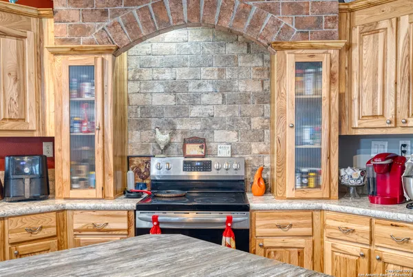 $500,000 | 1189 North A Cr, Concan, TX 78838