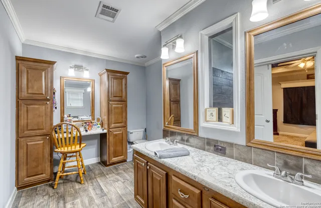 $500,000 | 1189 North A Cr, Concan, TX 78838