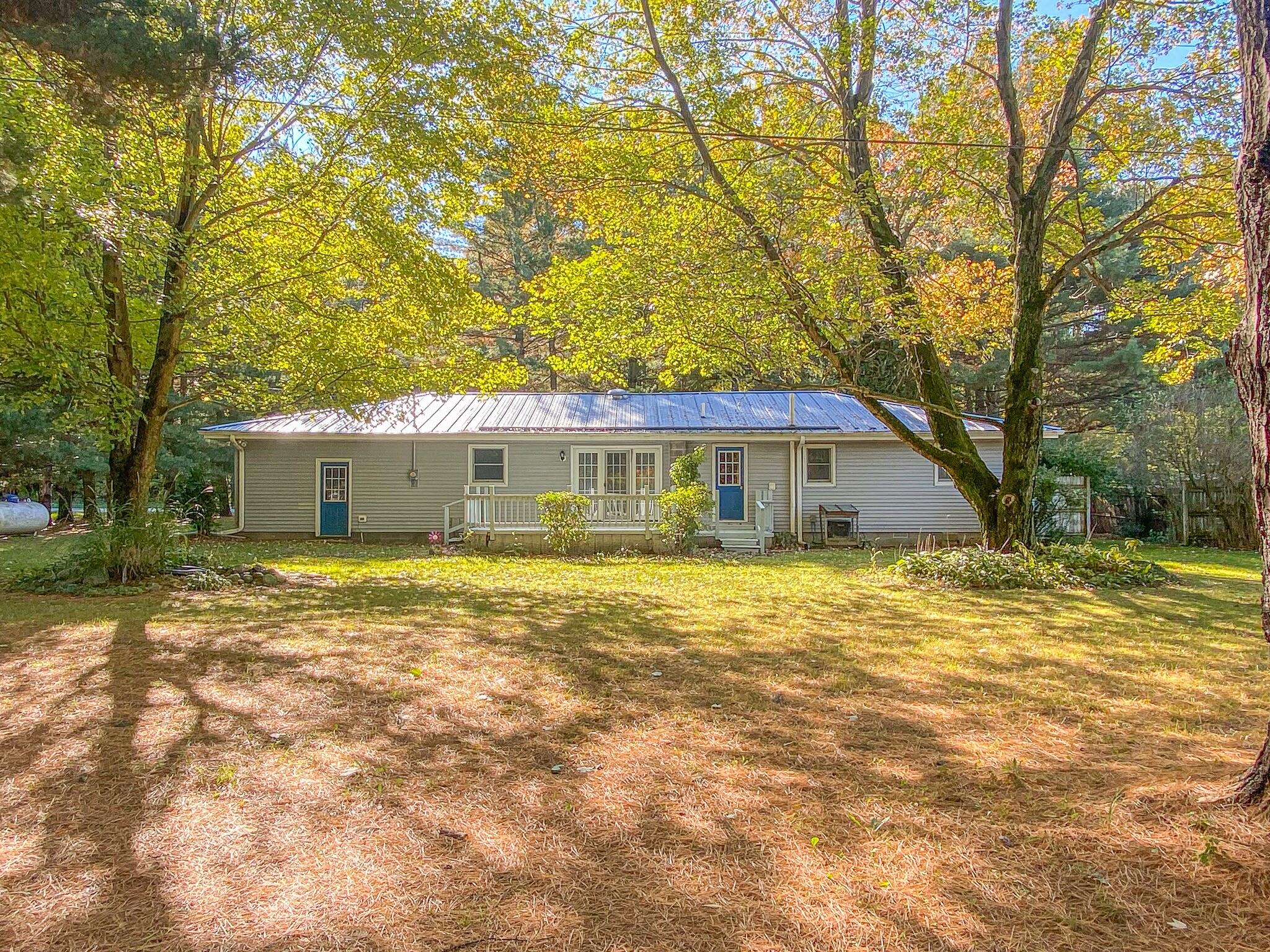 20264 Marcellus Highway Decatur, MI 49045 - Photo 26 of 32 IMG_6701
