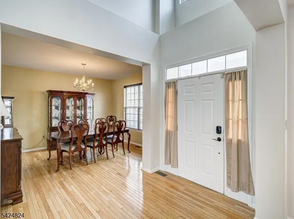 $735,000 | 10 Jockey Lane, Flemington, NJ 08822