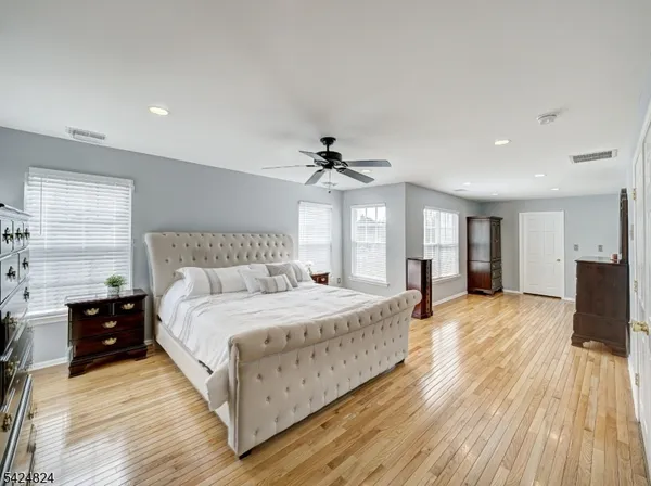 $735,000 | 10 Jockey Lane, Flemington, NJ 08822