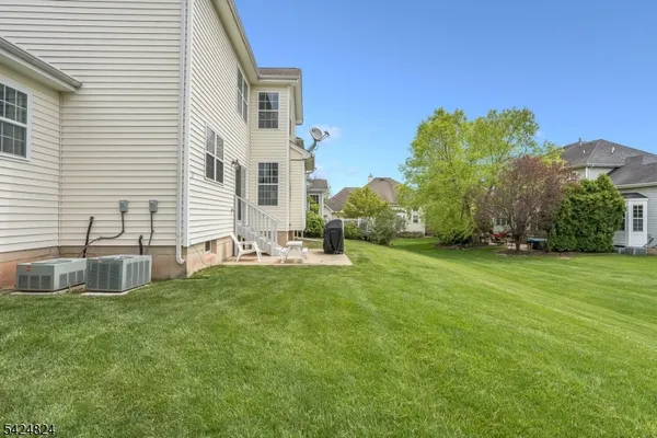 $735,000 | 10 Jockey Lane, Flemington, NJ 08822