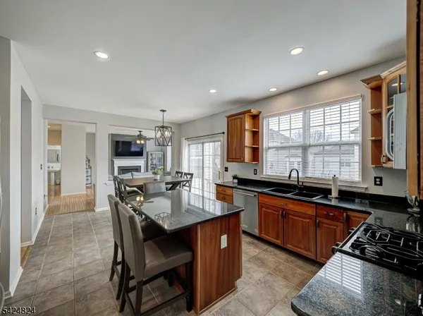 $735,000 | 10 Jockey Lane, Flemington, NJ 08822