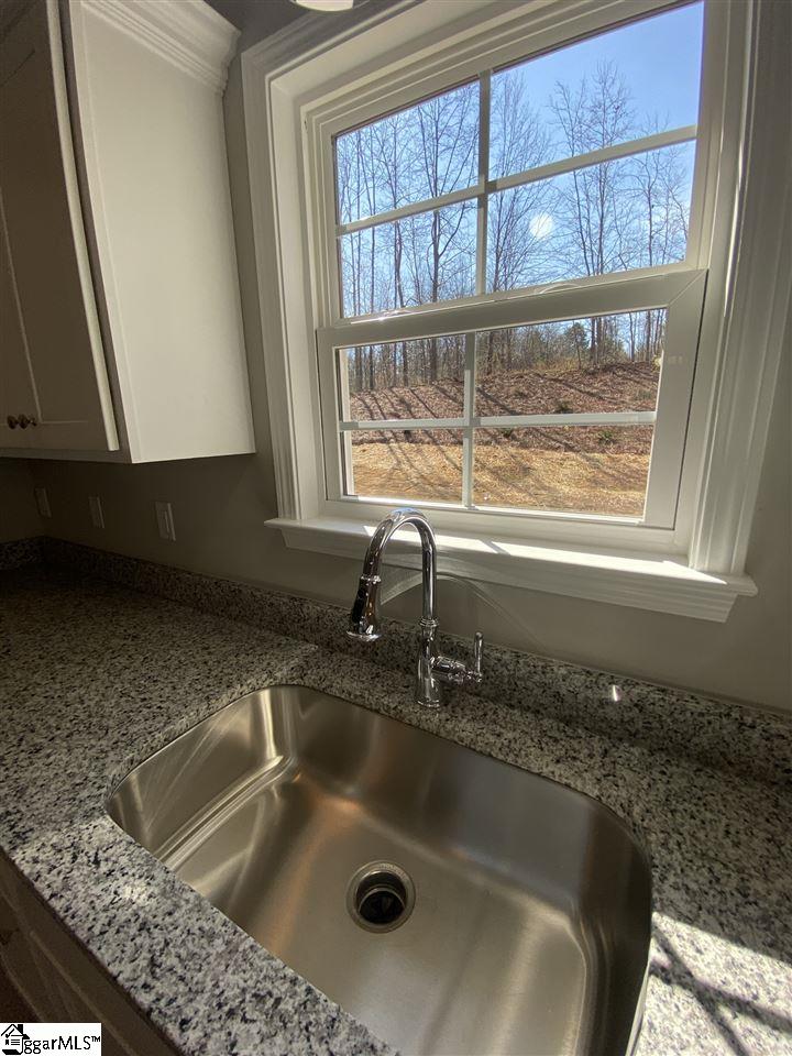 341 Wild Azalea Drive Inman, SC 29349 - Photo 8 of 36