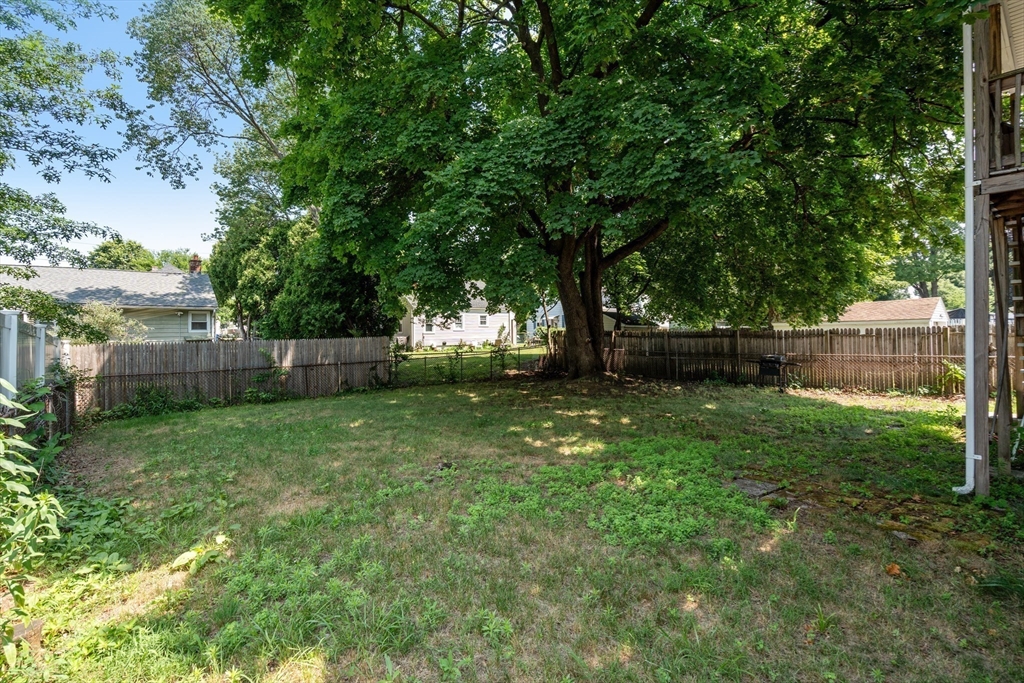 68 San Miguel Street Springfield, MA 01104 - Photo 25 of 30