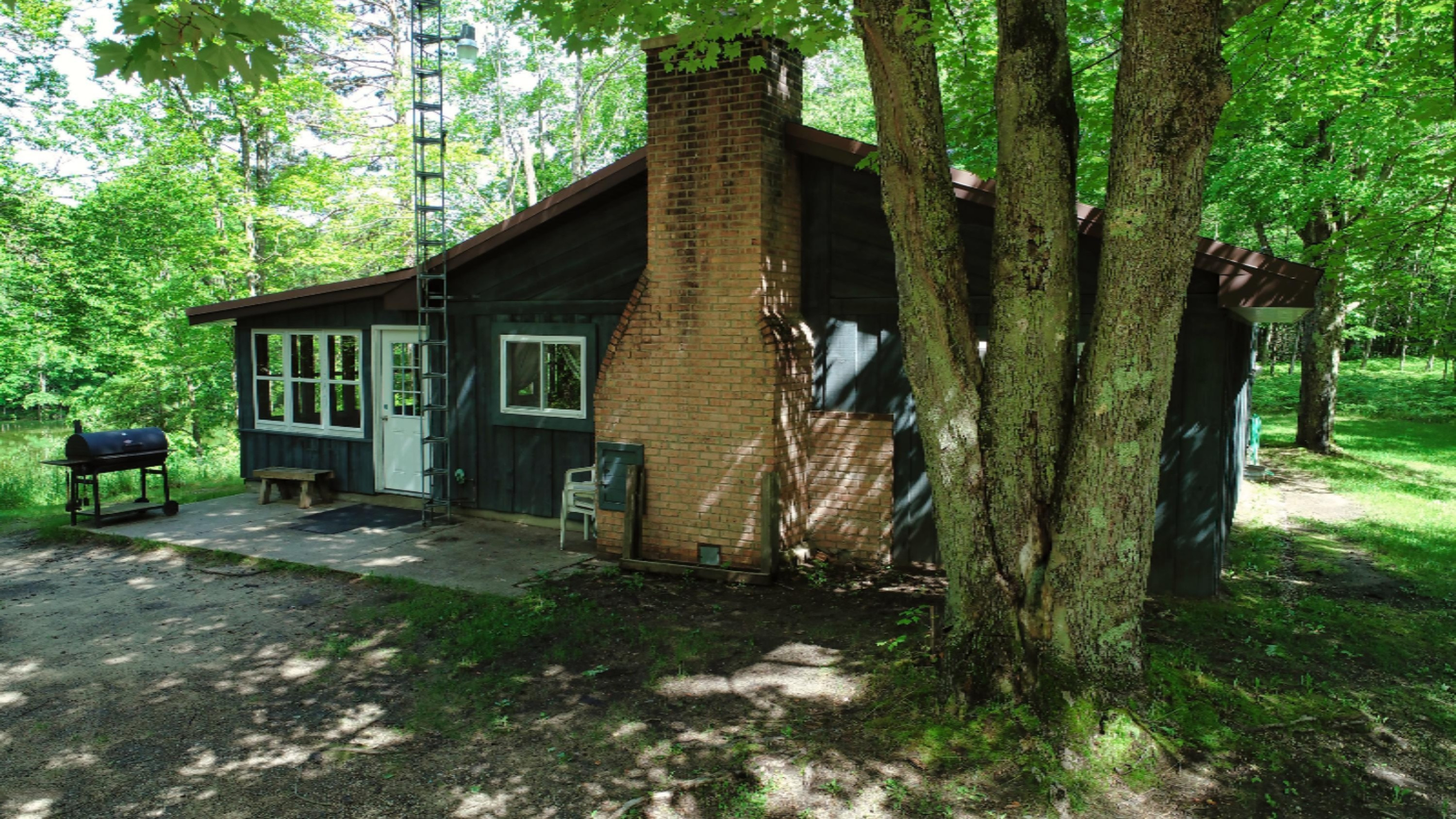 2328 Bialik Road Manistee, MI 49660 - Photo 55 of 59 DJI_0025
