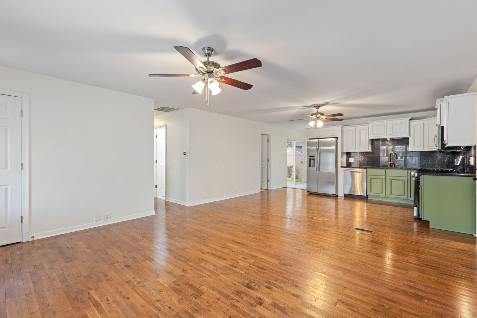 345 Hickory Avenue Romeoville, IL 60446 - Photo 7 of 24 Gallery Image 7