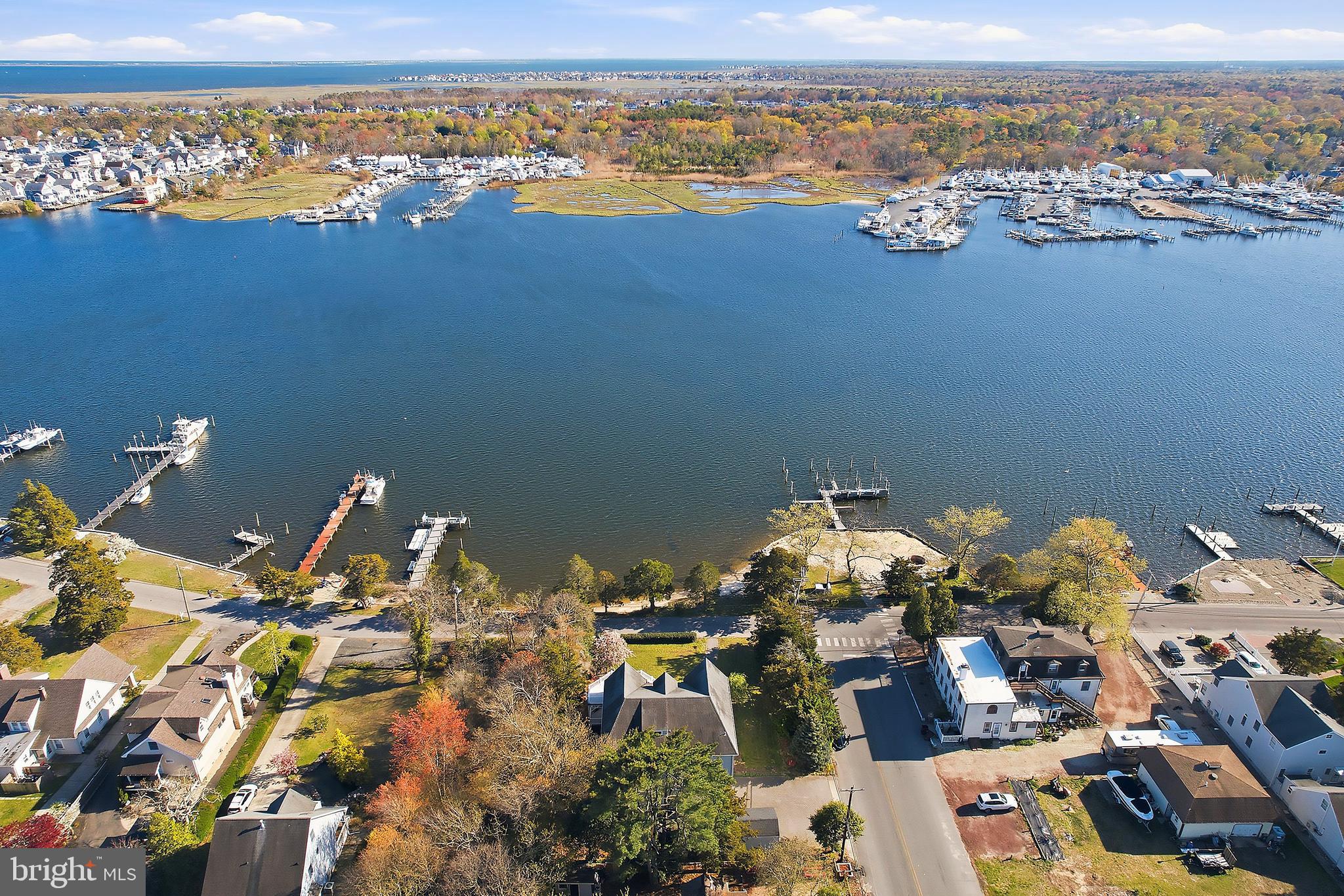 159 Harbor Inn Road Bayville, NJ 08721 - Photo 2 of 109