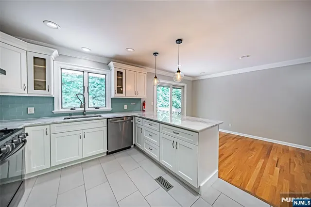 $6,000 | 71 Columbus Road, Demarest, NJ 07627