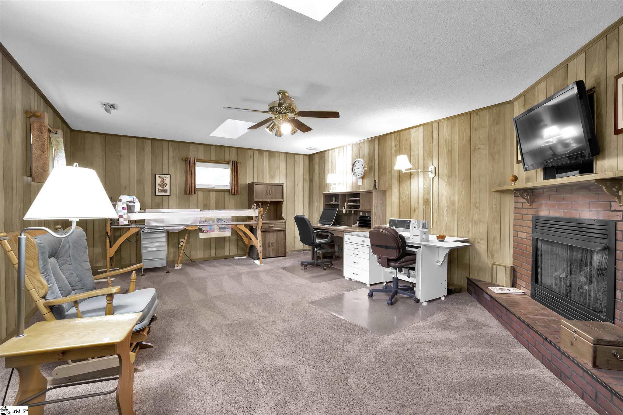 214 Lawrence Bridge Road Seneca, SC 29672 - Photo 18 of 29 Gallery Image 18