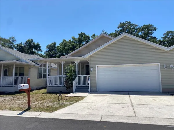 $1,995 | 2275 Sophie Springer Lane, Unit 5, Sarasota, FL 34234