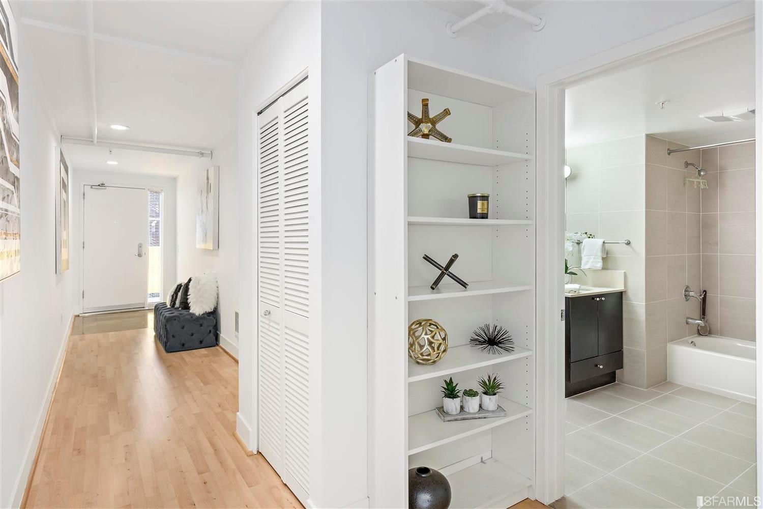 311 Oak Street, Unit PH27 Oakland, CA 94607 - Photo 18 of 67