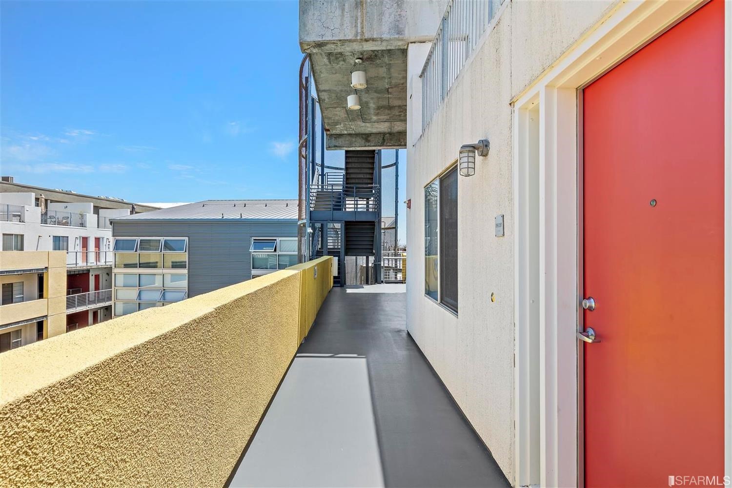 311 Oak Street, Unit PH27 Oakland, CA 94607 - Photo 2 of 67