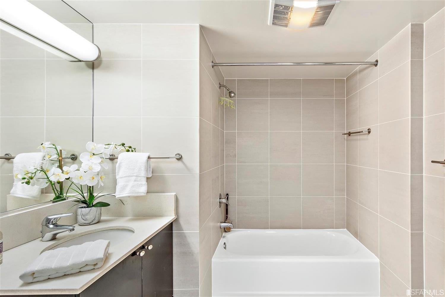 311 Oak Street, Unit PH27 Oakland, CA 94607 - Photo 23 of 67