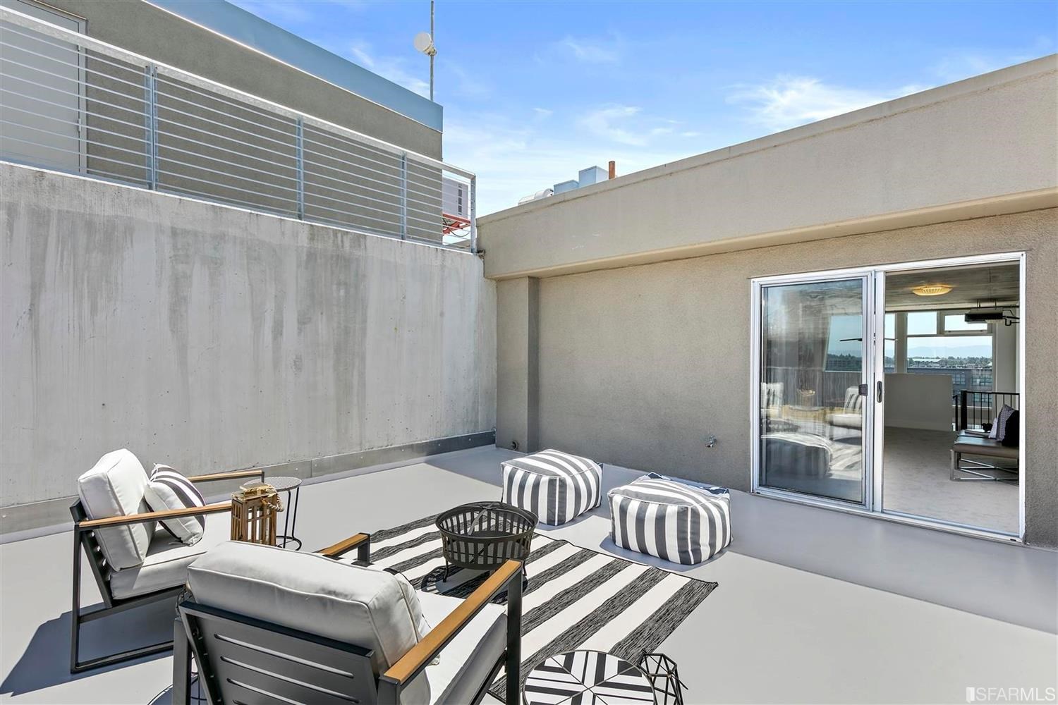 311 Oak Street, Unit PH27 Oakland, CA 94607 - Photo 30 of 67