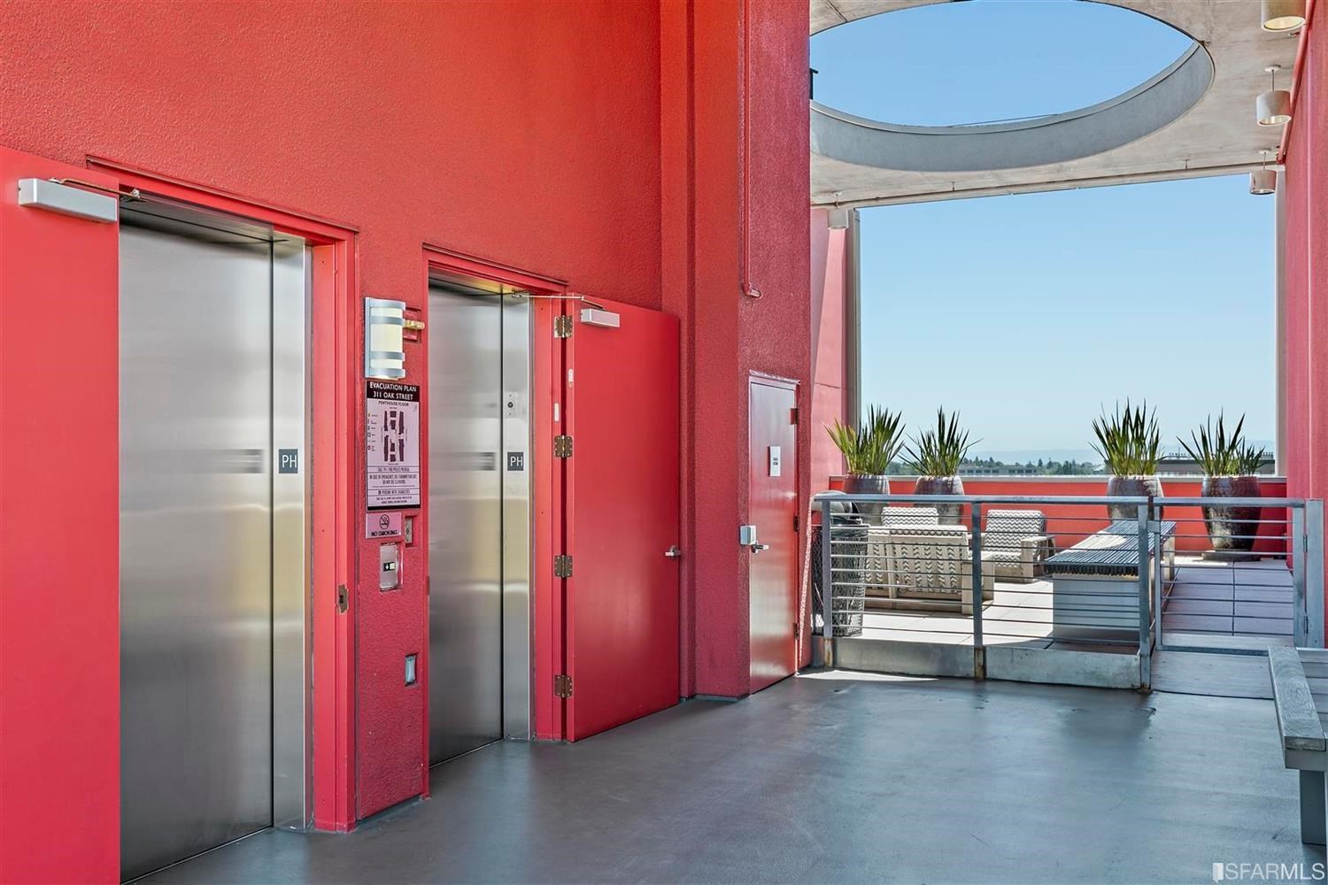 311 Oak Street, Unit PH27 Oakland, CA 94607 - Photo 33 of 67