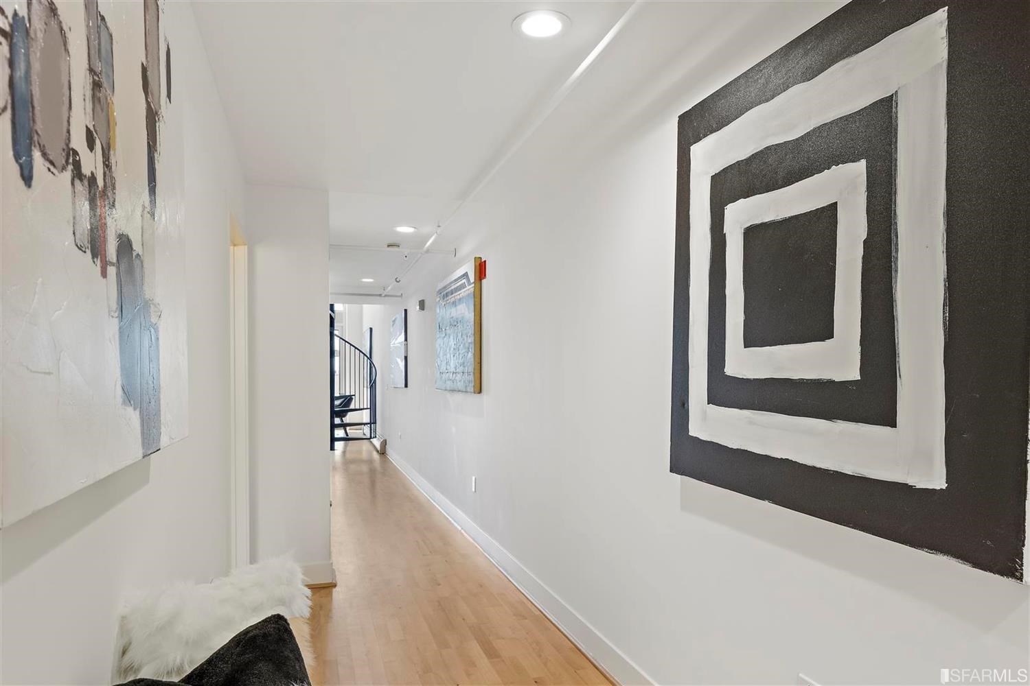 311 Oak Street, Unit PH27 Oakland, CA 94607 - Photo 4 of 67