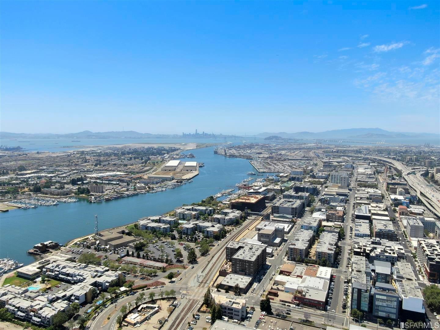 311 Oak Street, Unit PH27 Oakland, CA 94607 - Photo 50 of 67