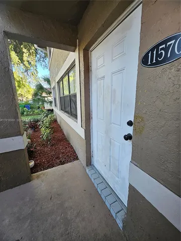 $2,100 | 11570 Northwest 42nd Street, Unit 11570, Coral Springs, FL 33065