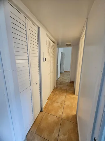 a close up of a microwave