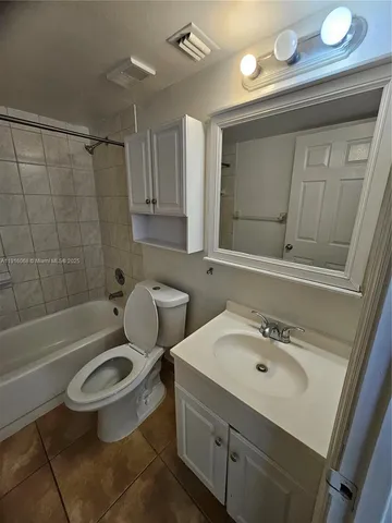 $2,200 | 11570 Northwest 42nd Street, Unit 11570, Coral Springs, FL 33065