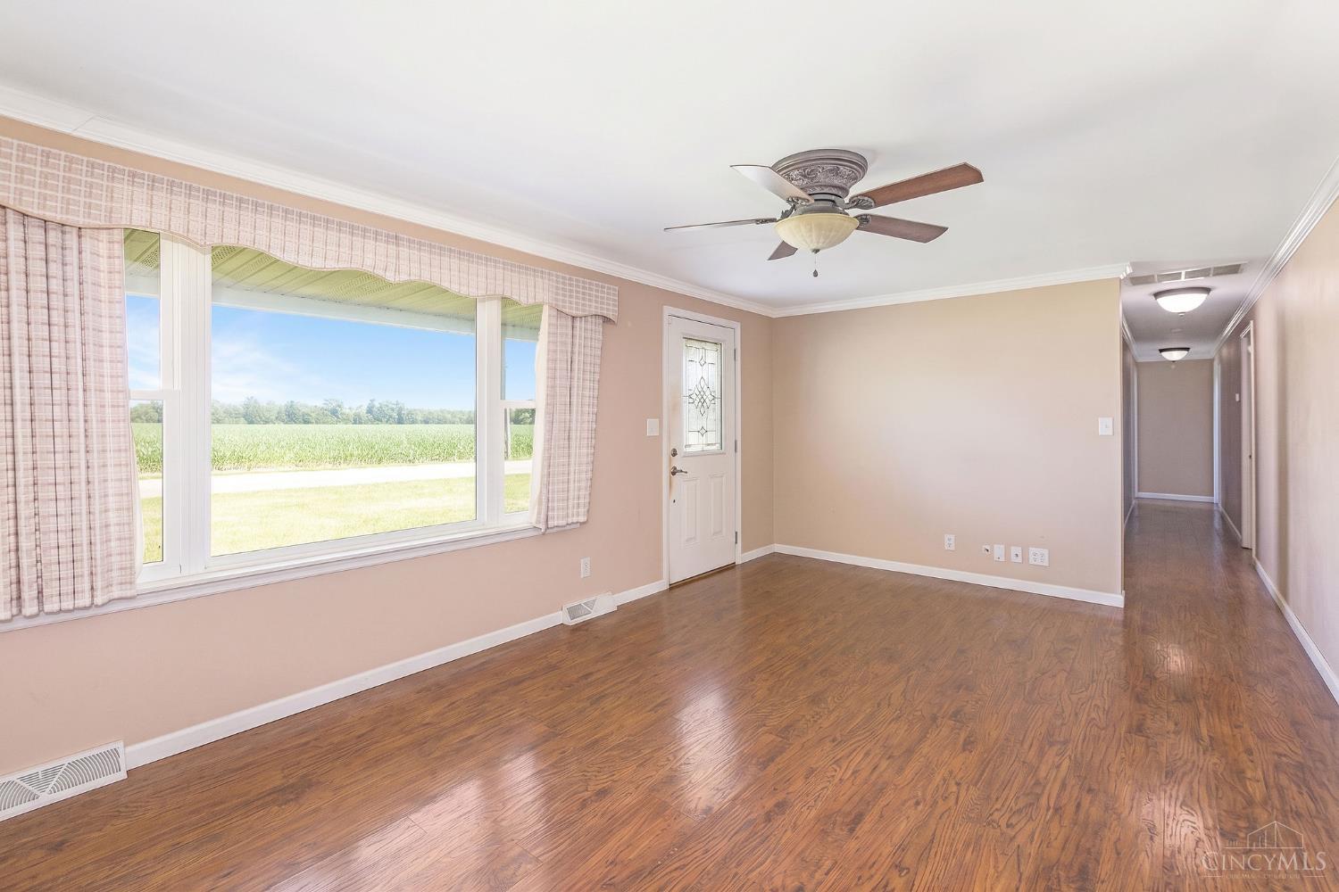 1593 Stephens Road Maineville, OH 45039 - Photo 3 of 28
