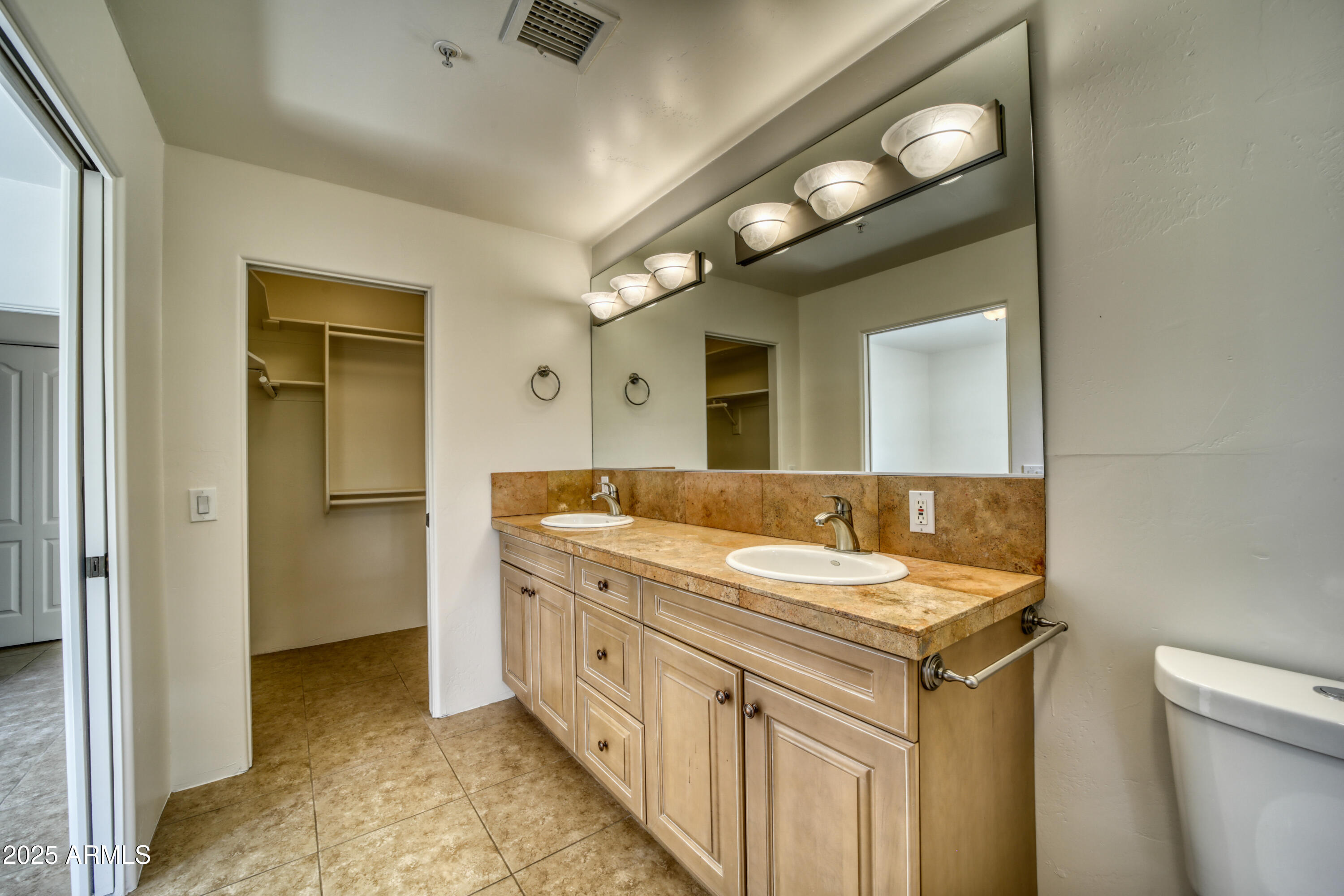 520 Jordan Road, Unit 4 Sedona, AZ 86336 - Photo 18 of 29 a bathroom with a sink and a mirror