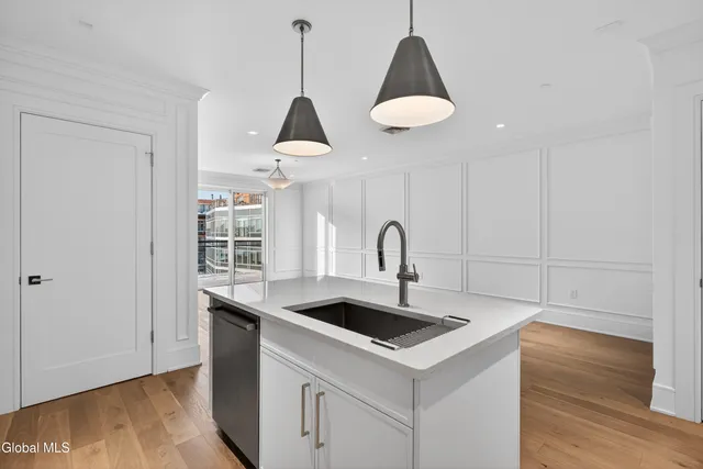 $1,600,000 | 19 Washington Street, Unit 652P, Saratoga Springs, NY 12866