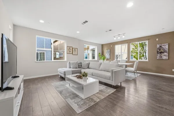 $1,250,000 | 7026 North Mariposa Lane, Dublin, CA 94568