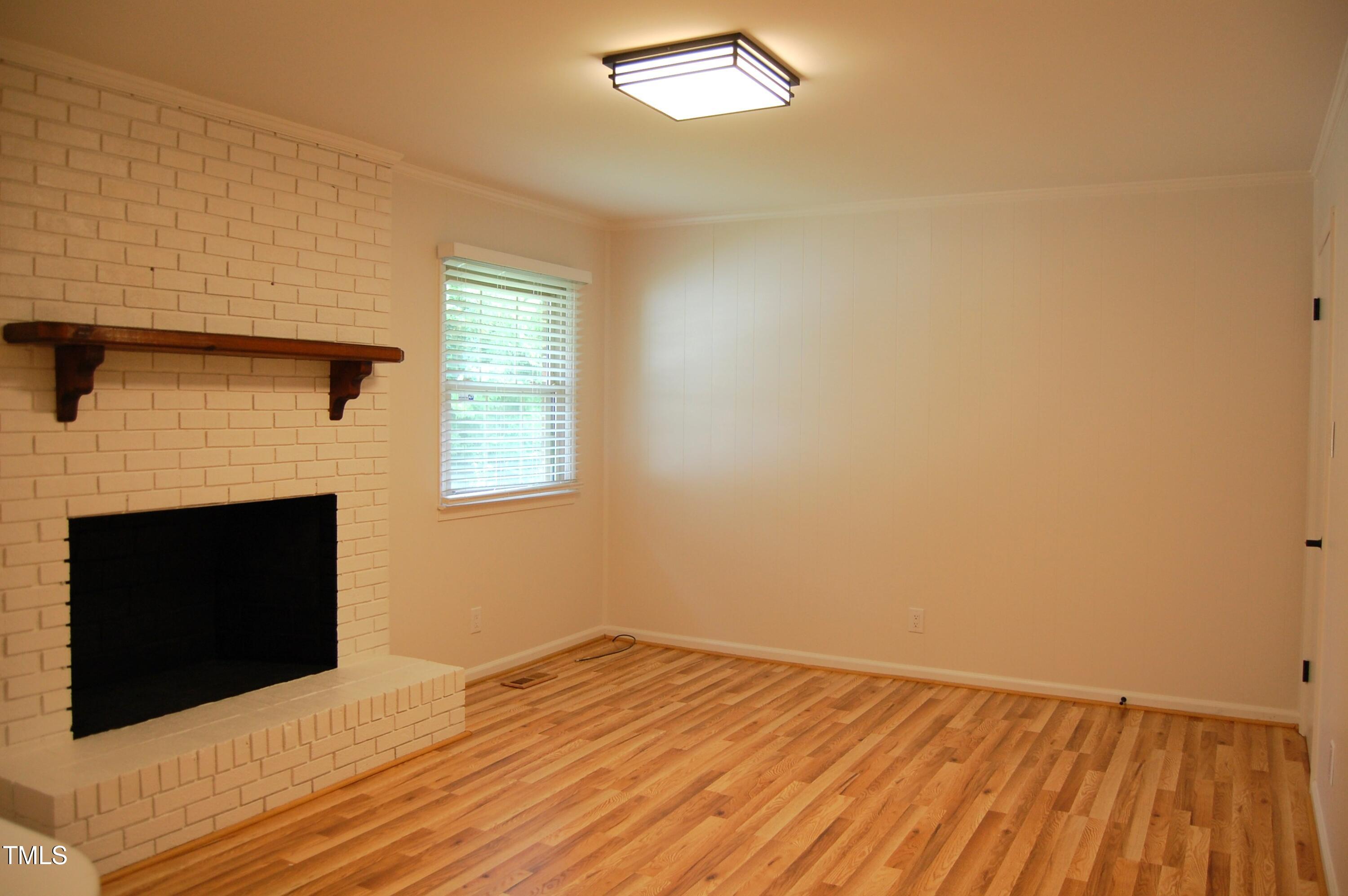 1418 Sherron Road Durham, NC 27703 - Photo 8 of 34 DSC_0363