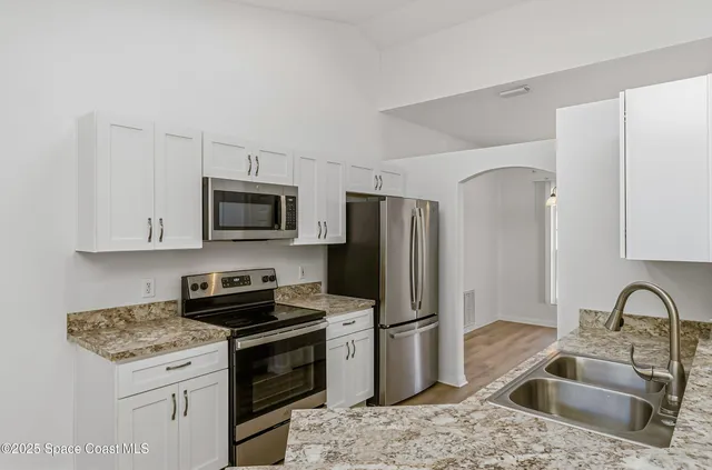 $315,000 | 152 Greenbrier Avenue Northwest, Palm Bay, FL 32907