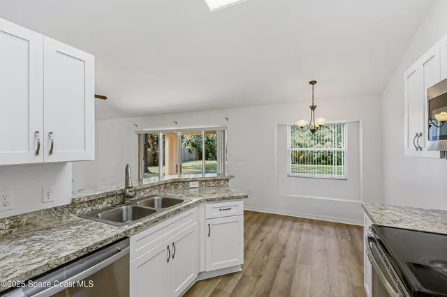 $315,000 | 152 Greenbrier Avenue Northwest, Palm Bay, FL 32907