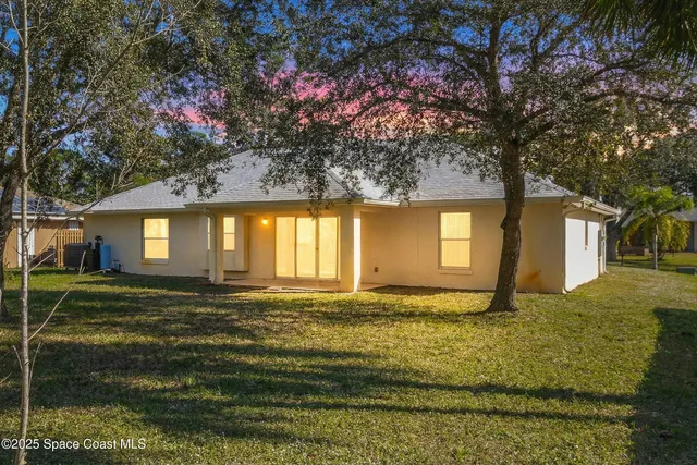 $315,000 | 152 Greenbrier Avenue Northwest, Palm Bay, FL 32907