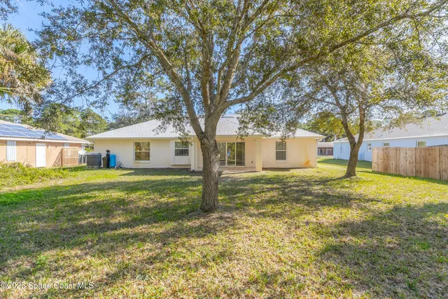 $315,000 | 152 Greenbrier Avenue Northwest, Palm Bay, FL 32907