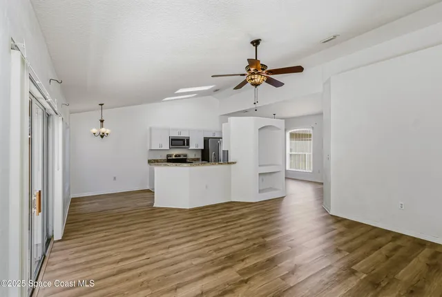 $315,000 | 152 Greenbrier Avenue Northwest, Palm Bay, FL 32907