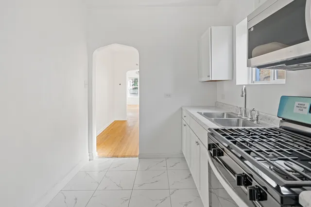 $1,600 | 10342 South Calumet Avenue, Unit 2, Chicago, IL 60628