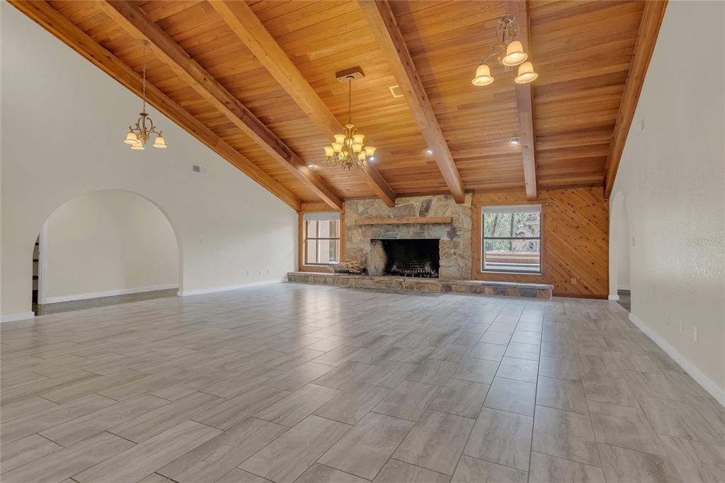 4807 Booth Road Plant City, FL 33565 - Photo 12 of 90 Living Room
