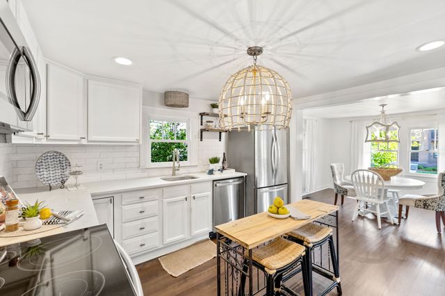 $635,000 | 207 36th Avenue North, Nashville, TN 37209