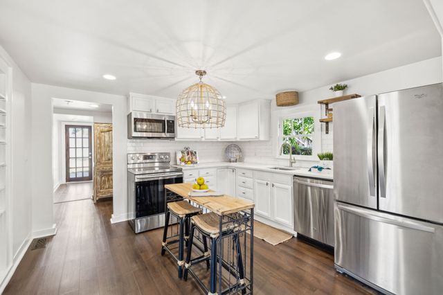 $635,000 | 207 36th Avenue North, Nashville, TN 37209