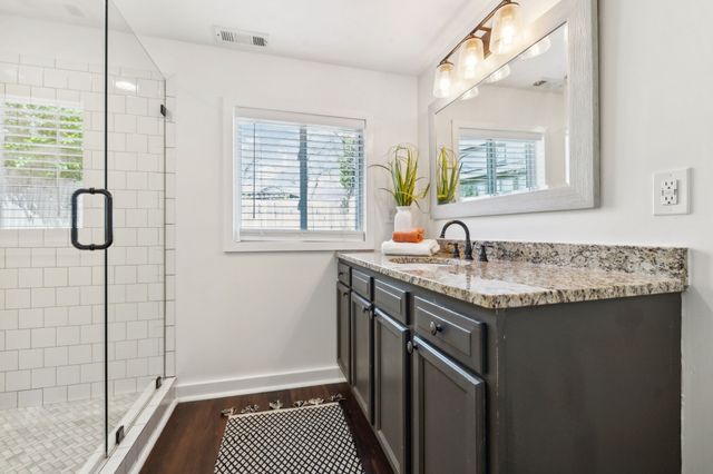 $635,000 | 207 36th Avenue North, Nashville, TN 37209