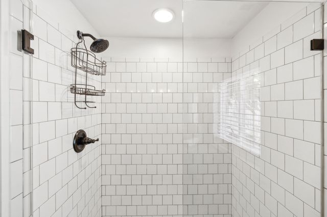 $635,000 | 207 36th Avenue North, Nashville, TN 37209